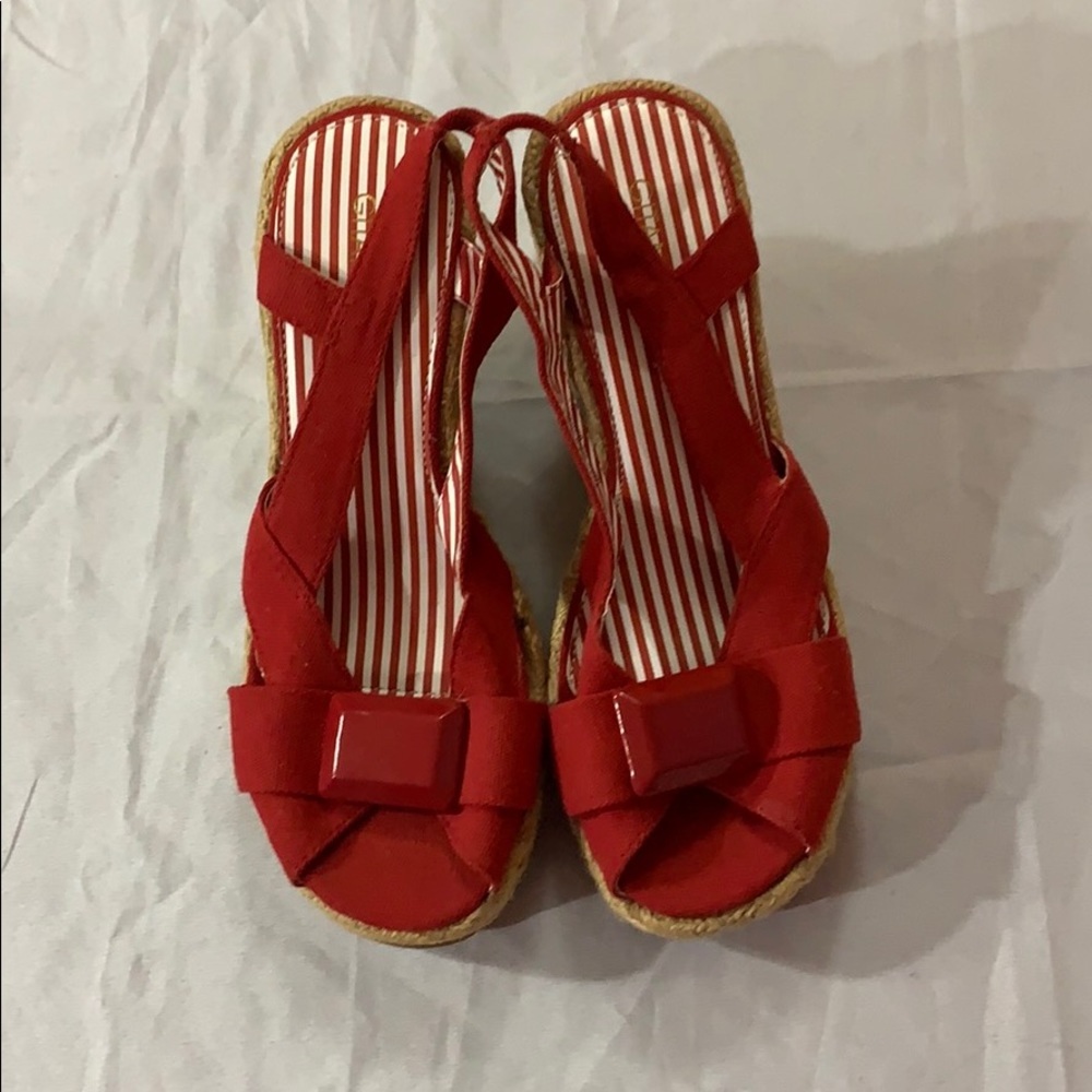 Gitano Red Wedge Sandals Size 7 NWOT MAKE AN OFFER!!!